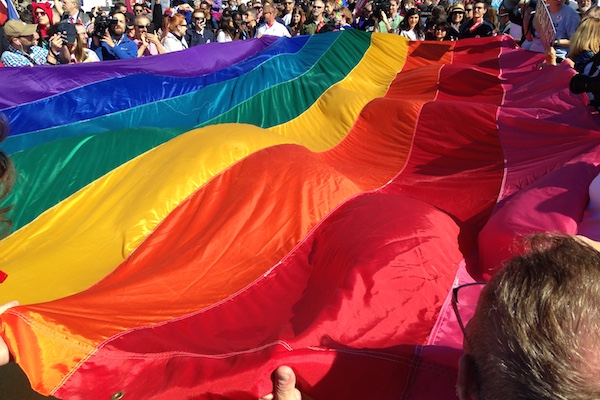 rainbow-flag-at-supreme-court2015